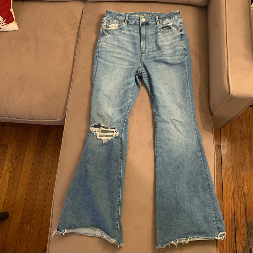 American Eagle CURVY Super Hi-Rise Flare Jeans